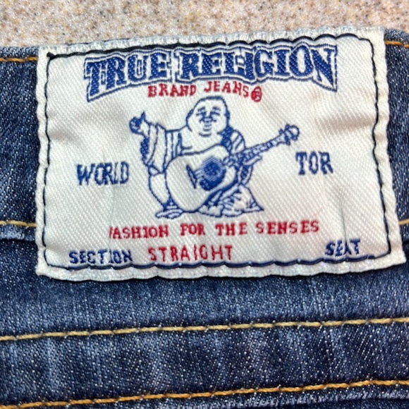👖True Religion Dark Blue Straight Leg Jean Women size 26 W/ Crystal Emblishment - Picture 9 of 16
